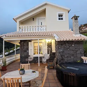Levada Nova House Hébergement de vacances